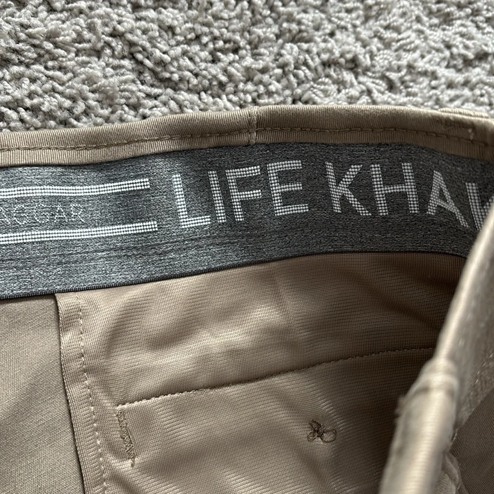 Haggar Men's Life Khaki Comfort Chino Flat Front Pant, Medium Khaki, 33x30